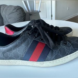 Men’s Gucci sneakers